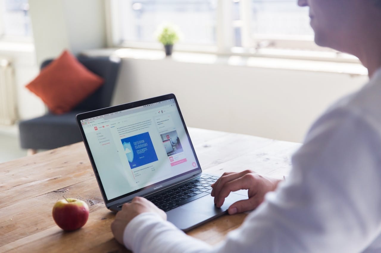 Squarespace + Refari careers site powered by Loxo ATS