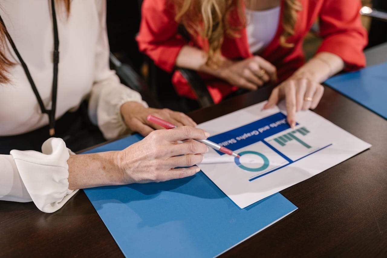 How AI Job Alerts Turn Careers Sites and Job Boards Into Candidate Engagement Engines 1 pexels rdne 7648223